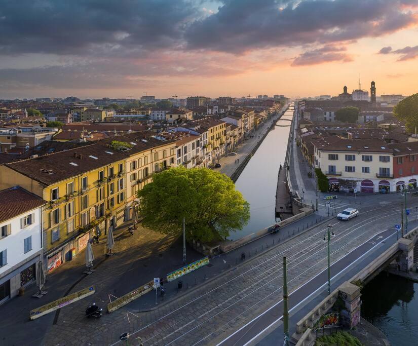 Navigli - Downtown - Duomo Spacious Two Bedroom Apartment - Close To Metro - Ac - Wi-Fi Milan Exterior photo